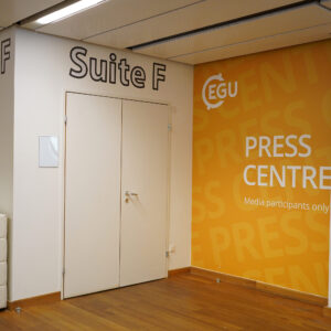 YE_005 Suite E/Suite F