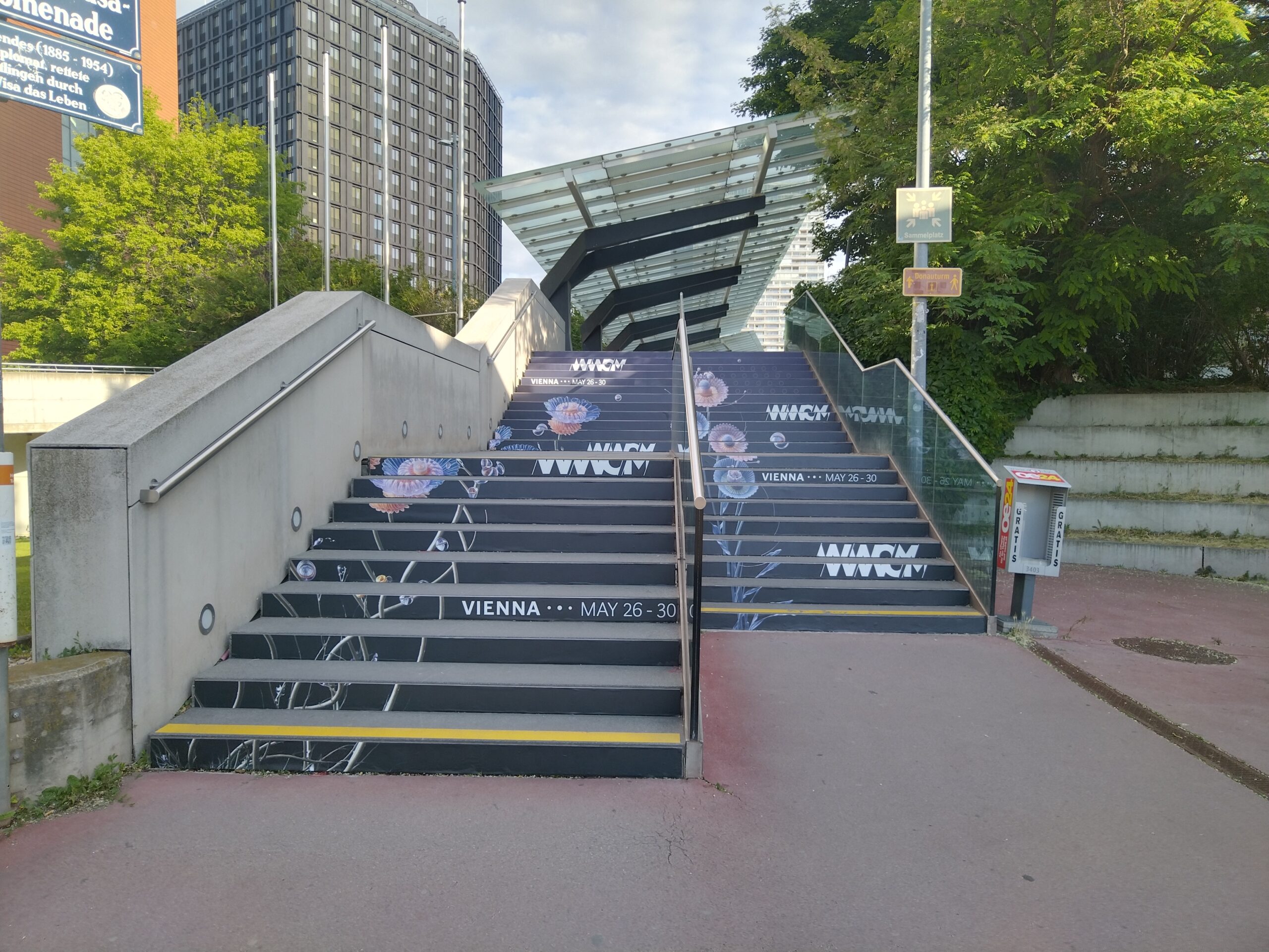 OU_001 Stairs Passage