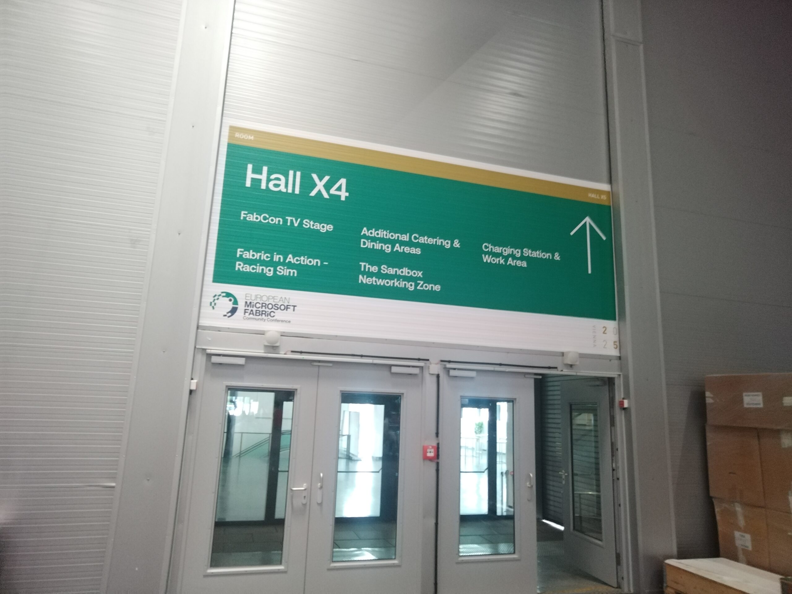 EX_005 Exit X5 to X4 - Above Doors