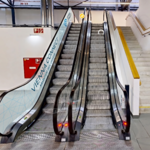 EX_012 Escalator Hall X4 to Panorama Walk